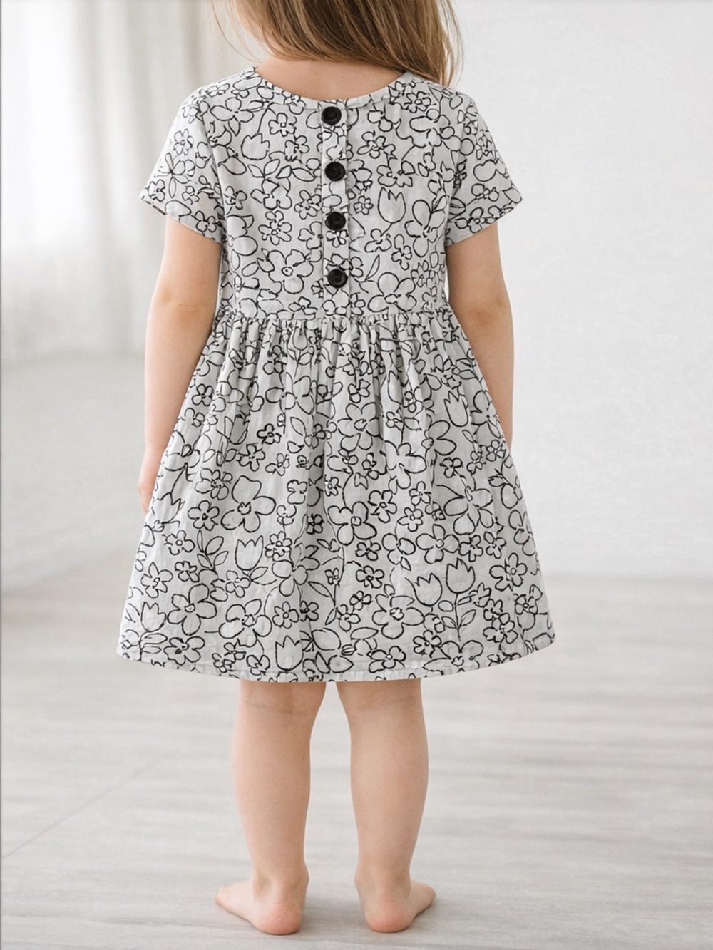 Hanna Andersson White Dress with Black Floral Outline - Picture 7 of 12